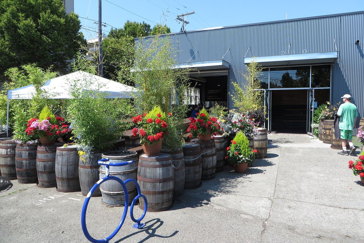 Photograph of Fremont Brewing Urban Beer Garden