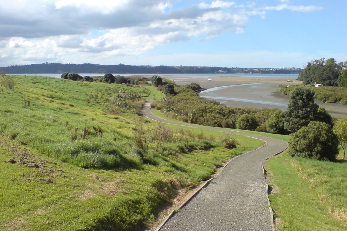 Photograph of Meola Reef Dog Park